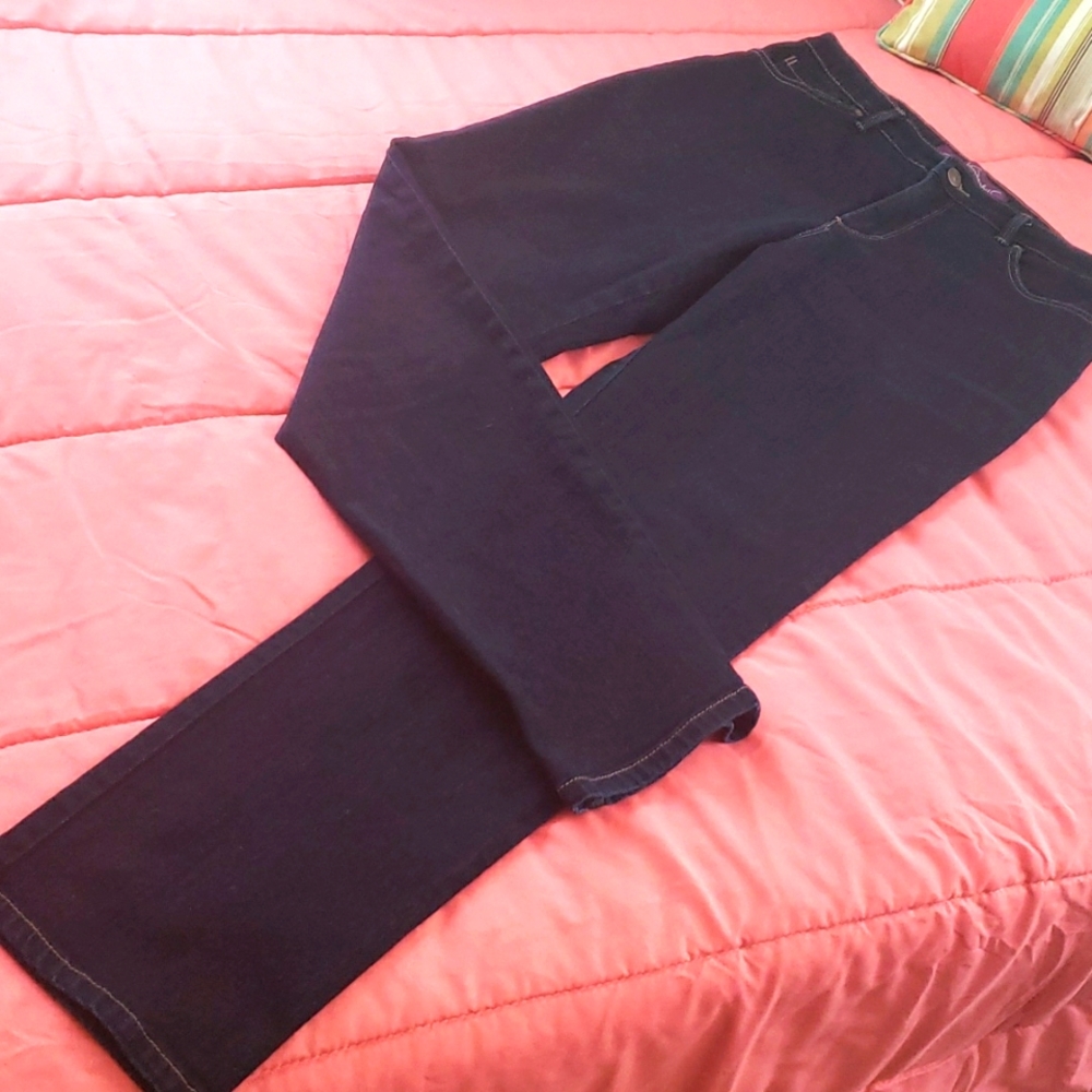 GLORIA VANDERBILT AMANDA JEANS